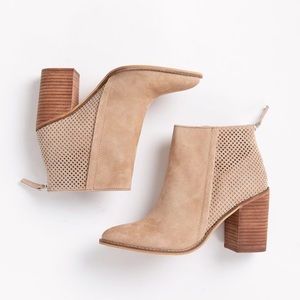 Steve Madden Replay Booties